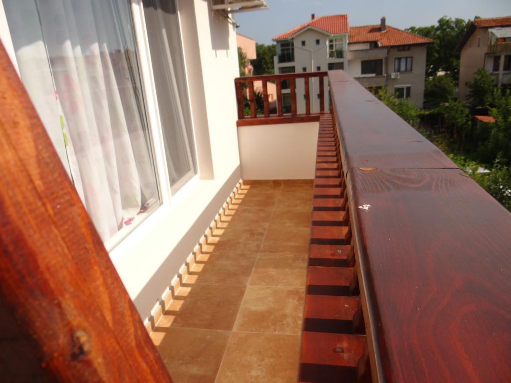 Guest House Rosa Naousa Dış mekan fotoğraf